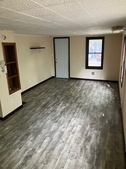 Building Photo - 1407 SE Morrison St
