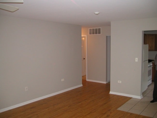 Building Photo - 2211 Waterleaf Ct