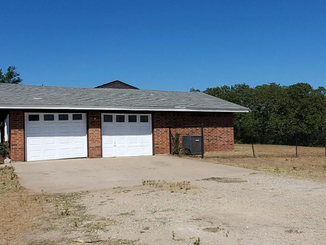 Building Photo - 2505 Laney Cir