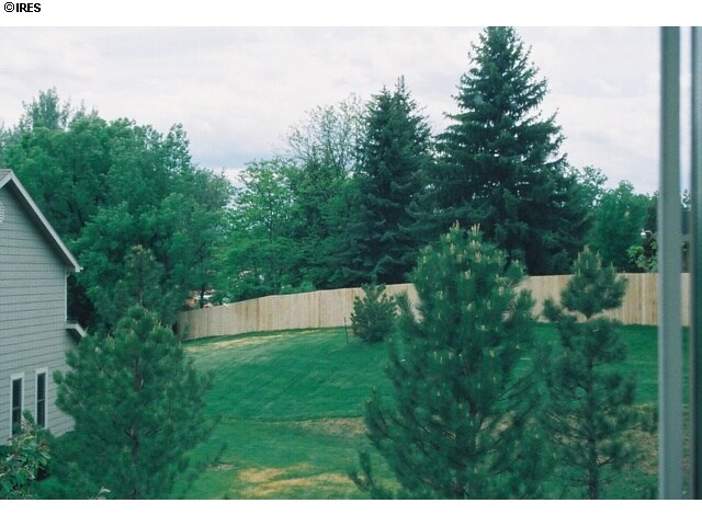 Building Photo - 1621 Underhill Dr