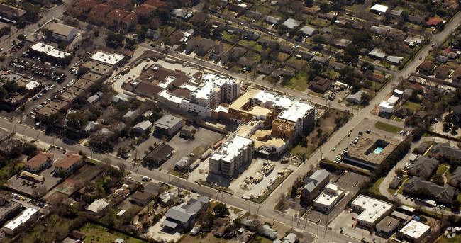 Aerial Photo - Franklin Park at Alamo Heights