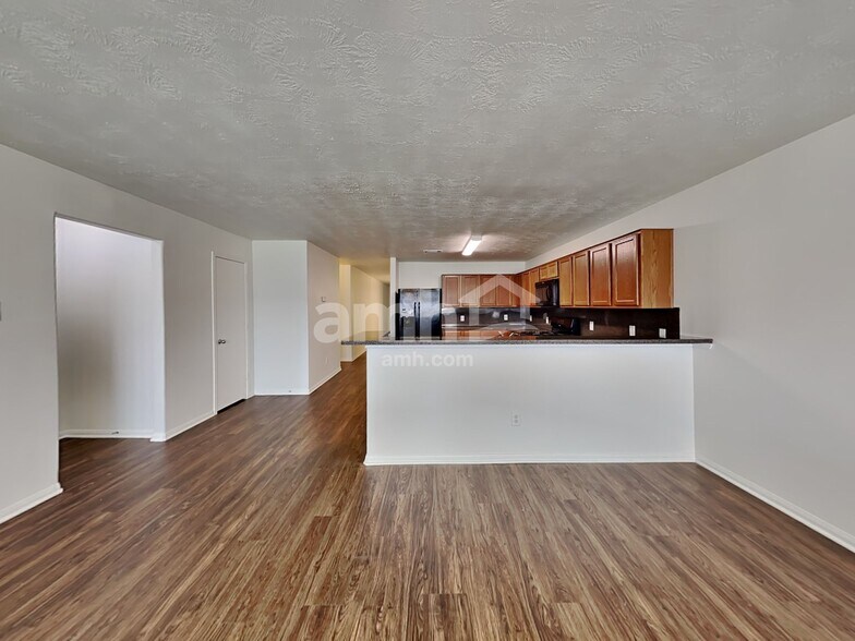 Building Photo - 21326 Carleen Creek Trl