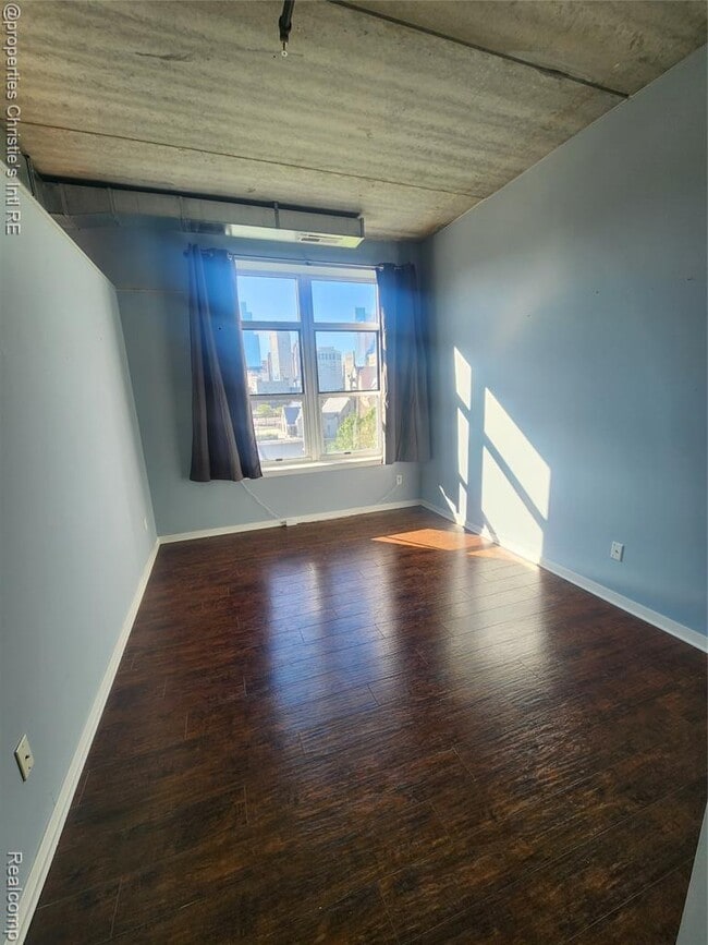 Building Photo - 66 Winder St