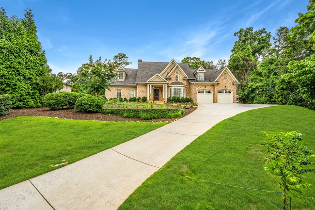 Building Photo - 1280 Becket Dr NE