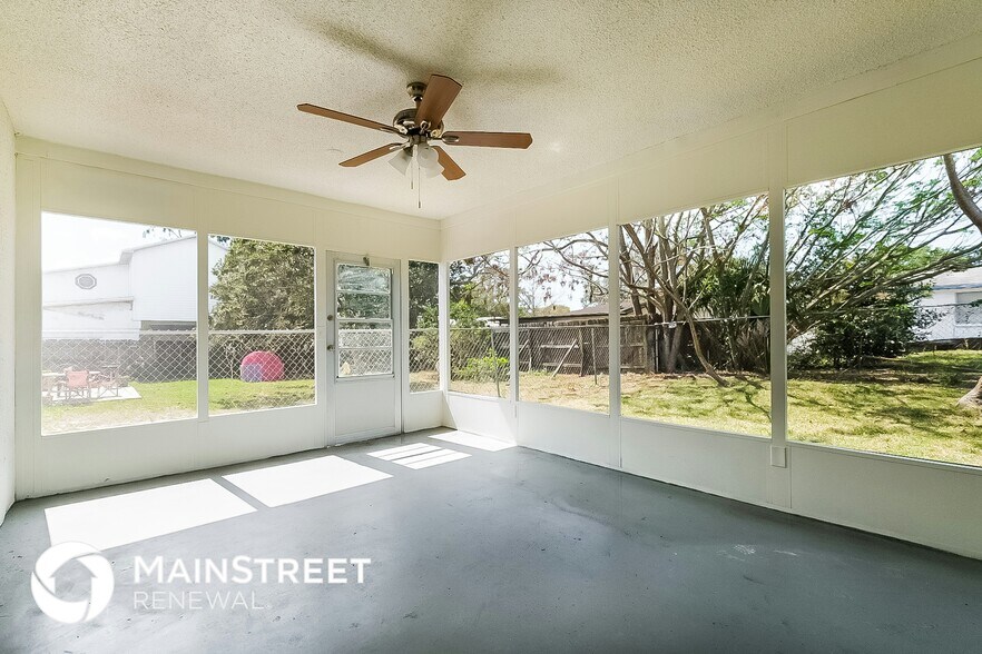 Building Photo - 9135 Richwood Ln