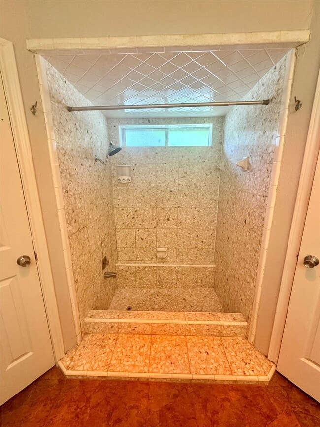 Building Photo - 3247 Little Bear Dr