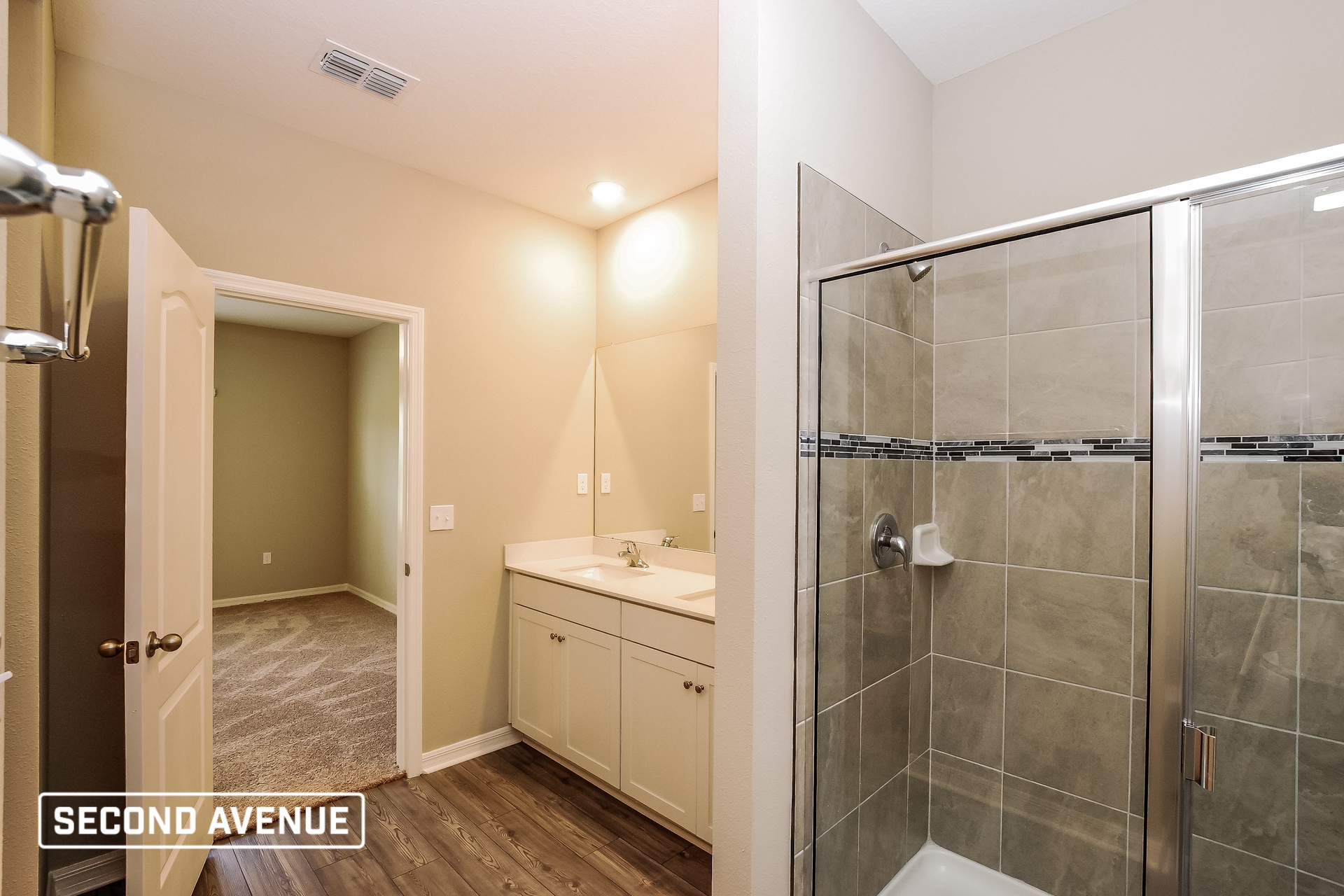 Building Photo - 512 Falcon Ridge Rd