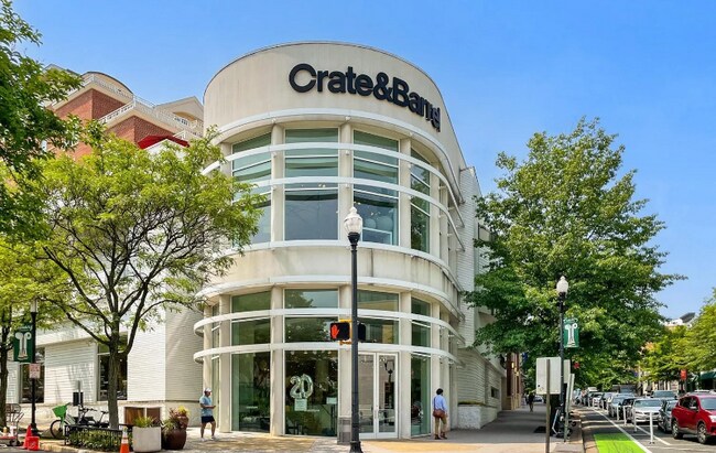 Building Photo - 2000 Clarendon Blvd