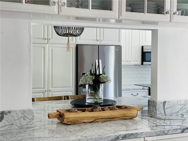 Building Photo - 21901 Summer Cir