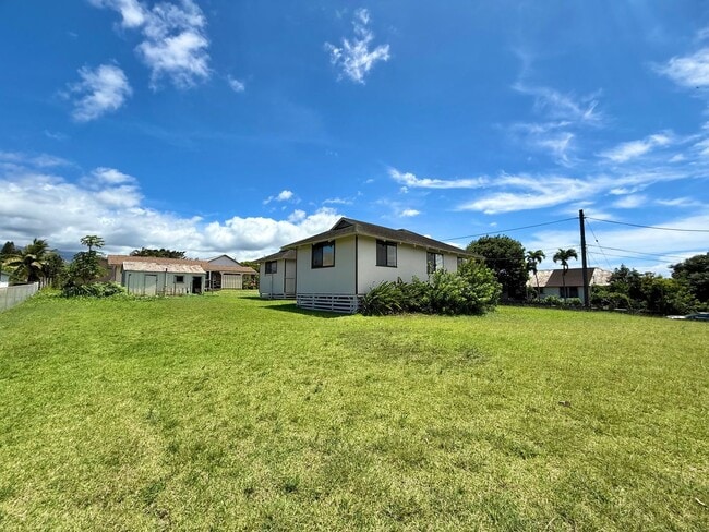 Building Photo - 34 Paina St