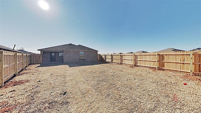 Building Photo - 10705 SW 23rd Ter