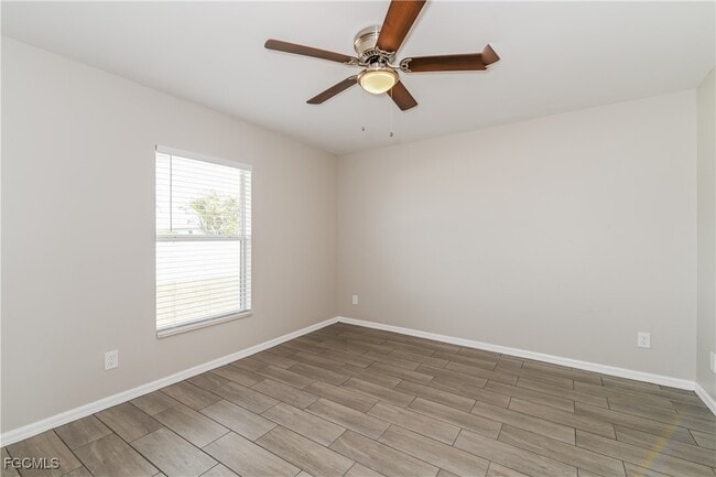 Building Photo - 2011 NW 23rd St