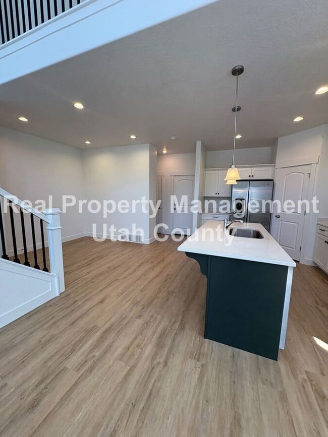 Building Photo - 2034 N 4100 W
