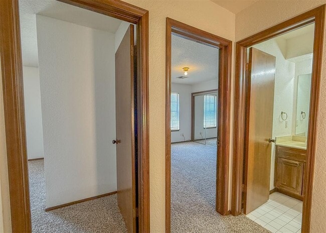 Building Photo - 3908 NW 68th St
