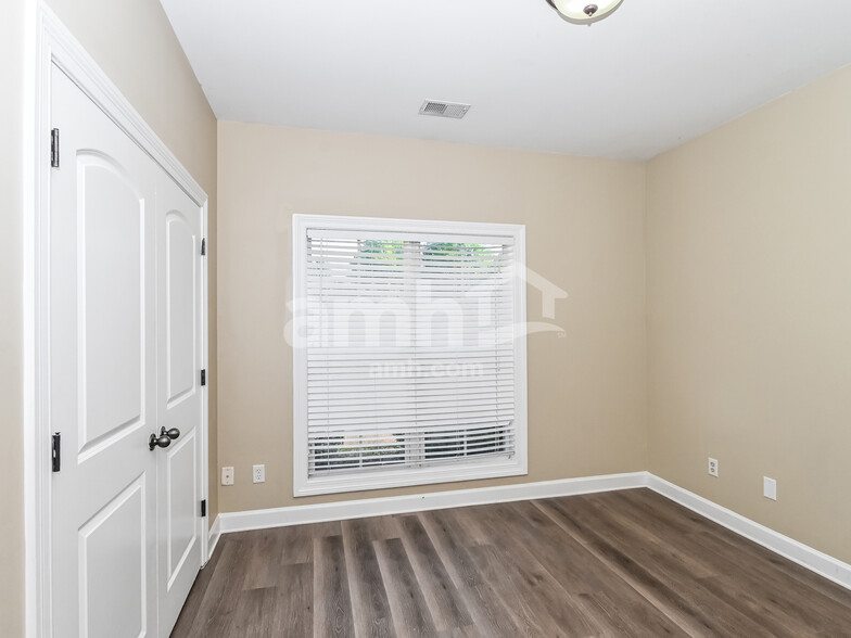 Building Photo - 2901 Keeley Cv
