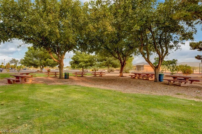Building Photo - 7258 Loma Alta Cir