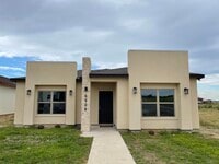 Building Photo - 6908 Molinos Dr