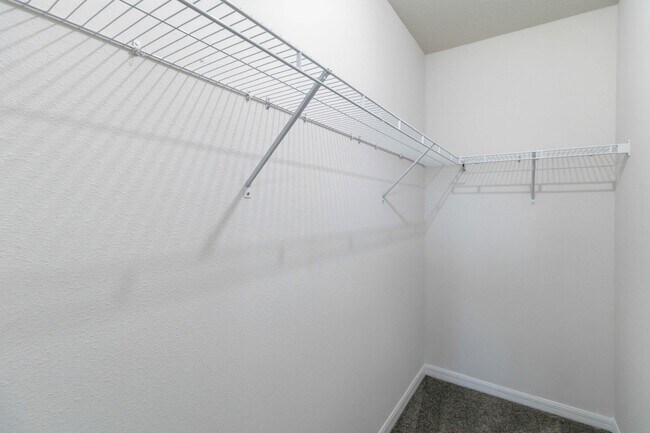Building Photo - 9973 Hound Chase Dr