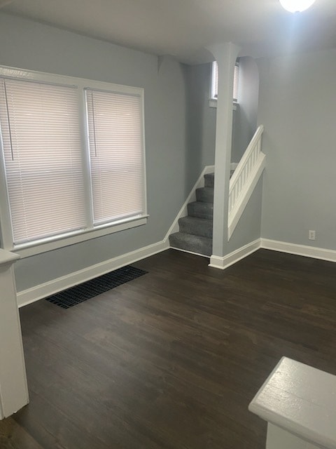 Building Photo - 834 Siebert St