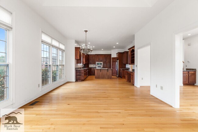 Building Photo - South AVL - Grand Residence in The Cotswolds Development