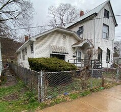 Building Photo - 1315 W John H Gwynn Jr Ave