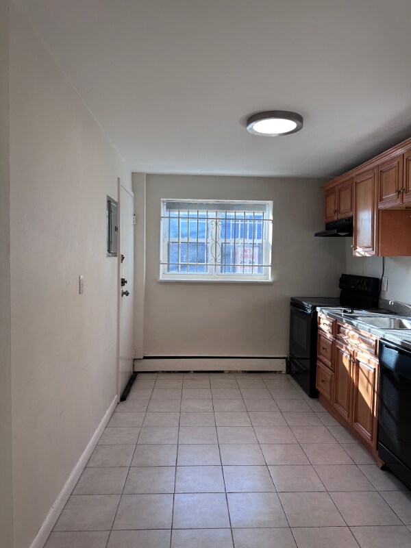Building Photo - 65 Colborne Rd