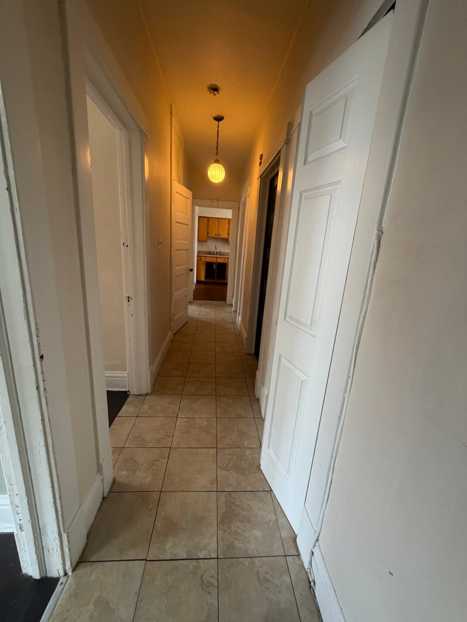 Building Photo - 825 Market St