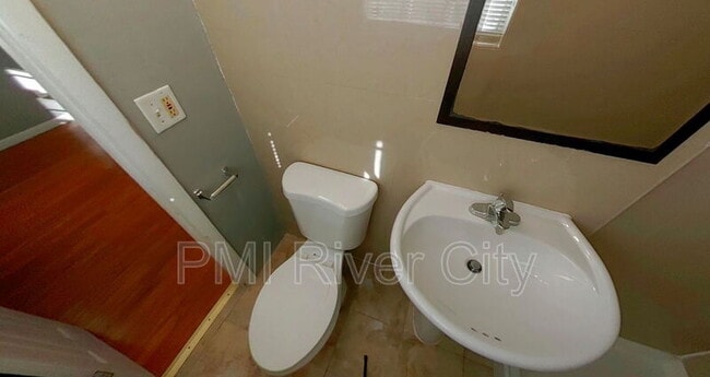 Building Photo - 7471 John F Kennedy Dr W