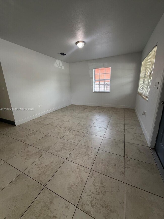 Building Photo - 16400 NW 41st Ave