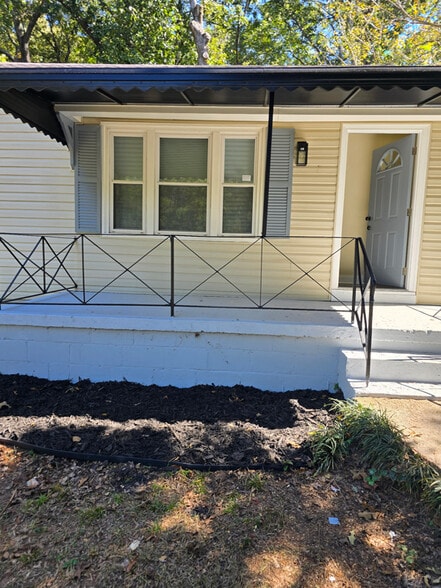 Building Photo - 1650 Terry Mill Rd SE