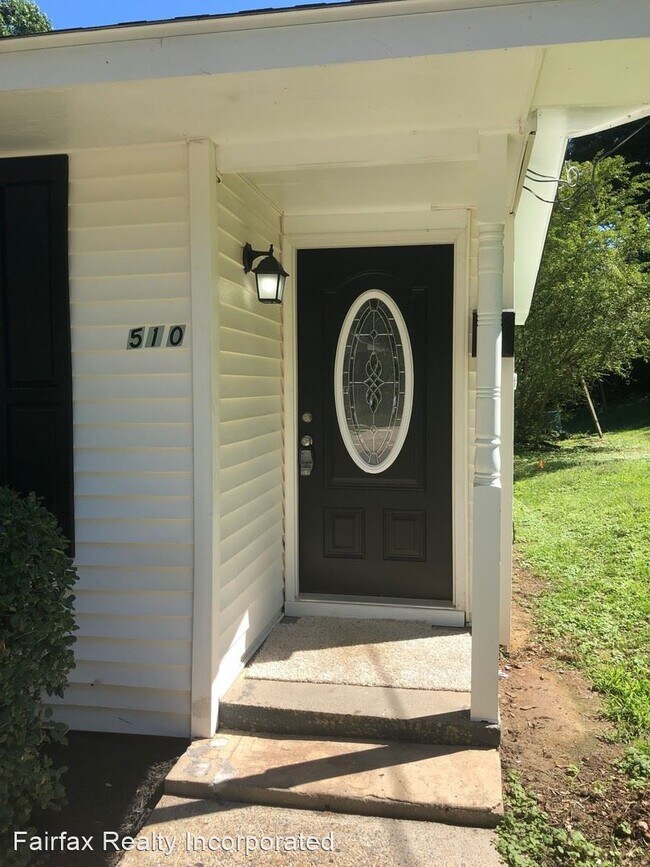 Building Photo - 3 br, 2 bath House - 510 E Nelson Ave