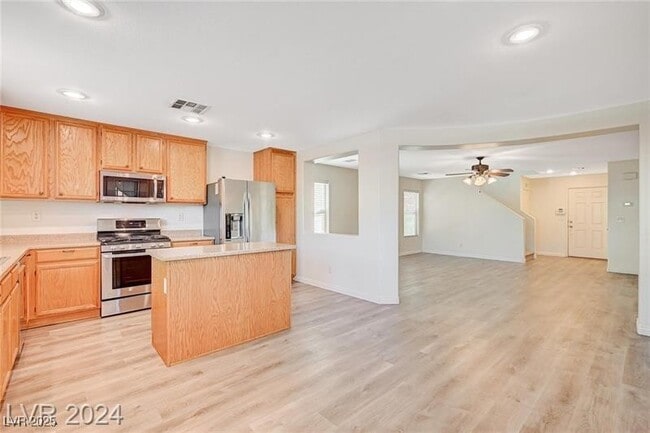 Building Photo - 11540 Kindsland St
