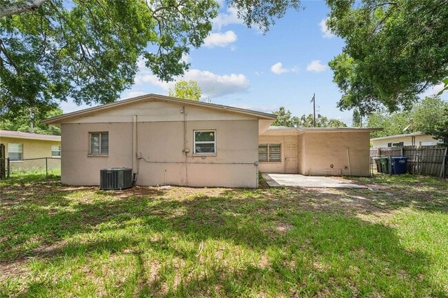 Building Photo - 4508 S Lois Ave