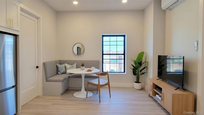 Building Photo - 82-19 Northern Blvd