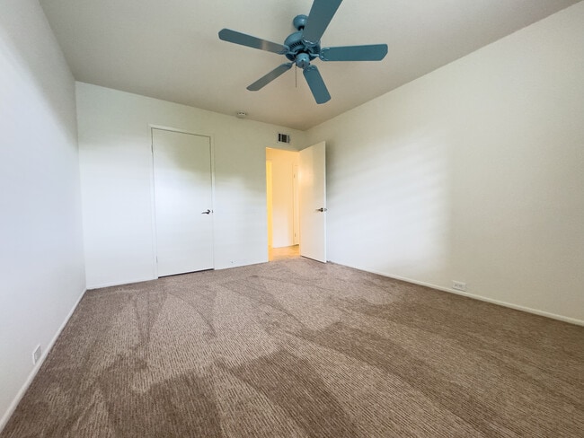 Building Photo - 2274 Caminito Castillo