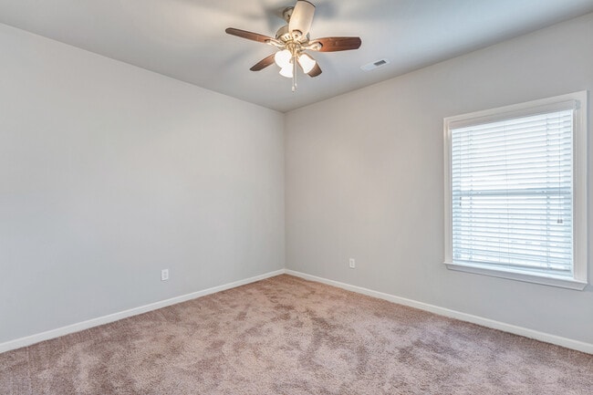 Building Photo - 861 River Landing Blvd SW