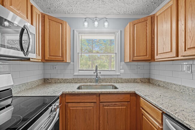 Building Photo - 74 Dove Trail