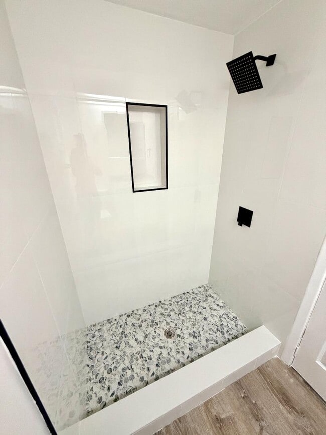 Building Photo - 4042 Boulder Dr