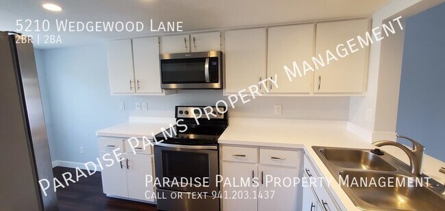 Building Photo - 5210 Wedgewood Ln