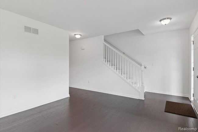 Building Photo - 21422 Navarra Dr