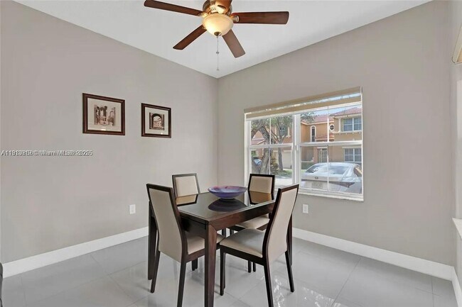 Building Photo - 8422 NW 140th Terrace