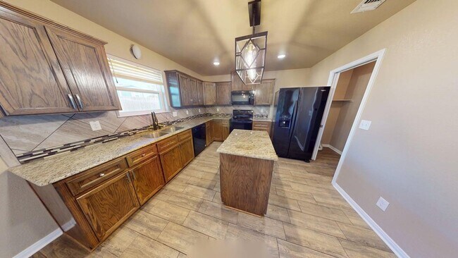 Building Photo - 307 Dober St