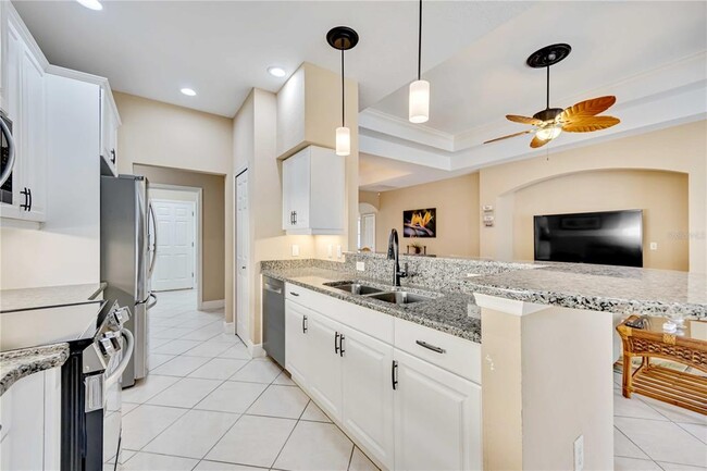 Building Photo - 15341 Mille Fiore Blvd