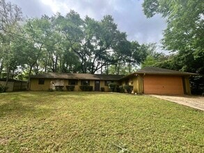 Building Photo - 3205 Gallant Fox Trail