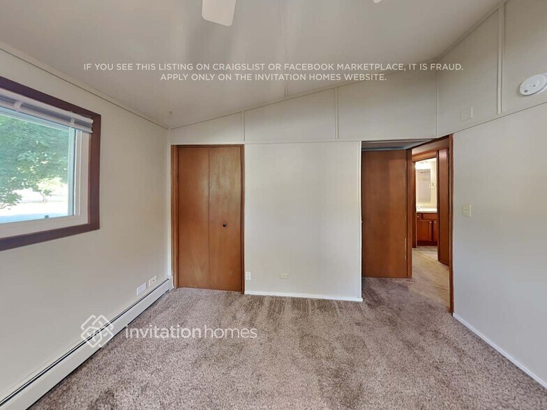Building Photo - 1660 6th Ave W