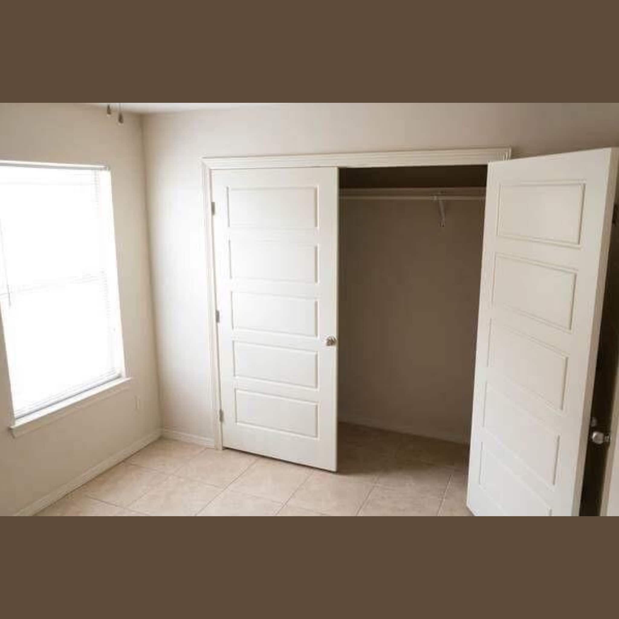 Building Photo - 2208 Taxco Ct