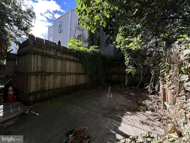 Building Photo - 1704 N 18th St