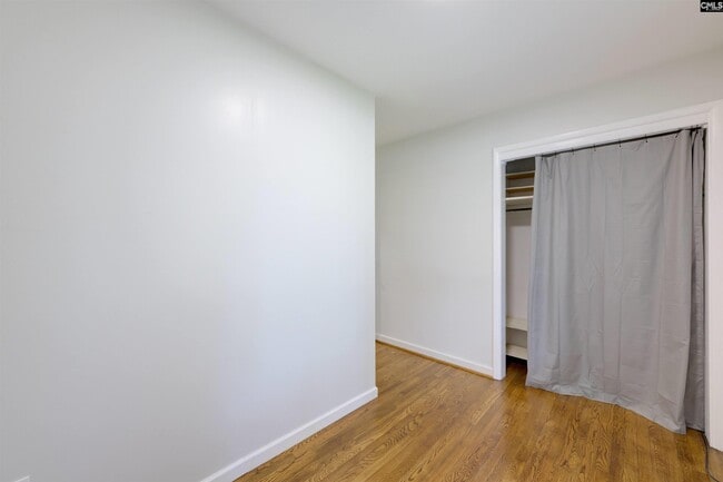 Building Photo - 1612 Bradley Dr