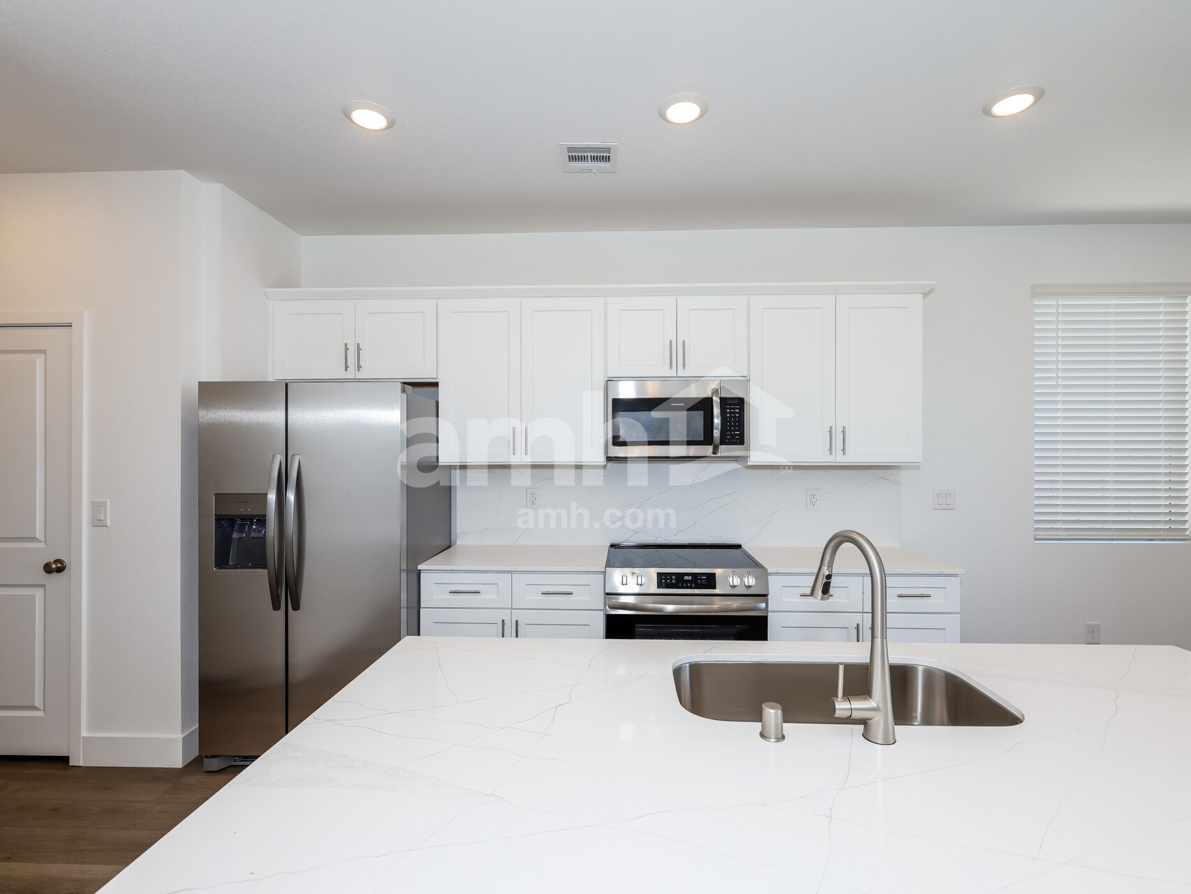 Building Photo - 9506 Aldersyde Dr