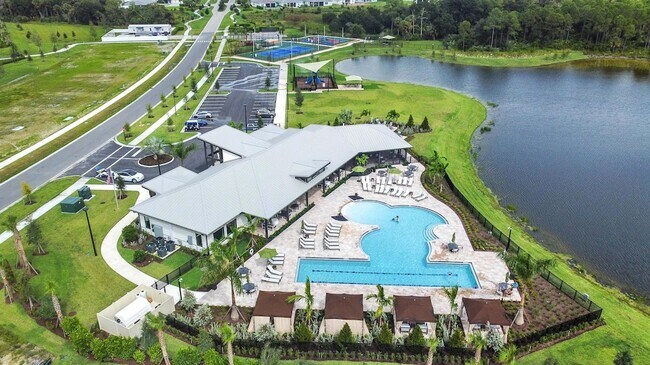 Building Photo - 9891 SW Legacy Dr